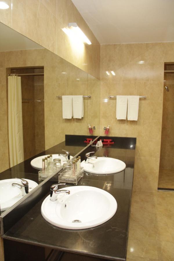 Hotel Victoria Garden Camama ห้อง รูปภาพ