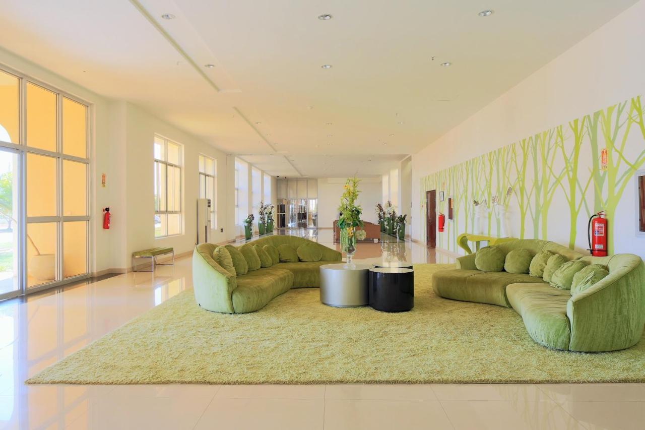 Hotel Victoria Garden Camama ภายนอก รูปภาพ