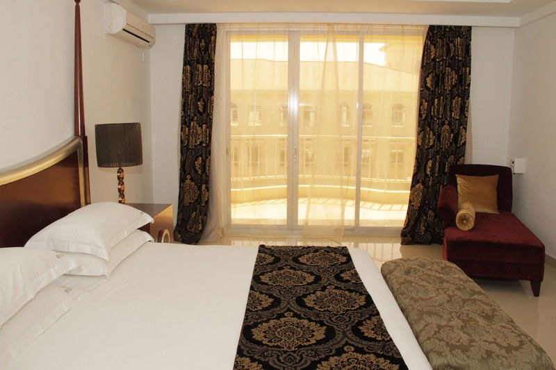 Hotel Victoria Garden Camama ภายนอก รูปภาพ