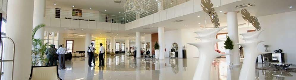 Hotel Victoria Garden Camama ภายนอก รูปภาพ