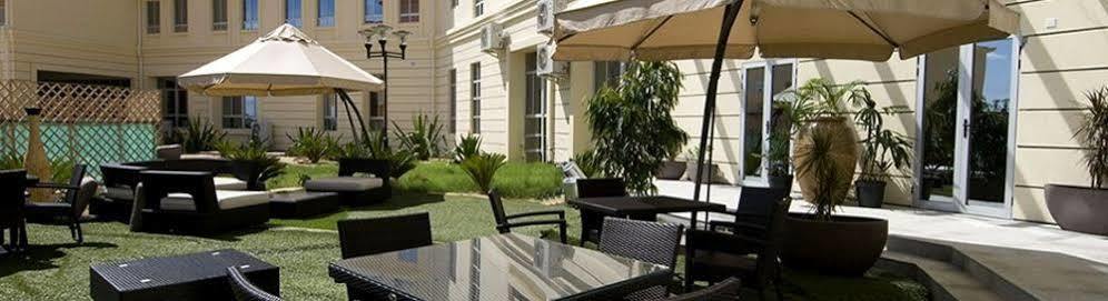 Hotel Victoria Garden Camama ภายนอก รูปภาพ